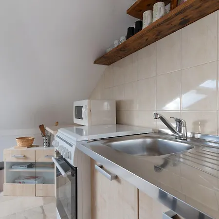 Tiho Apartment *