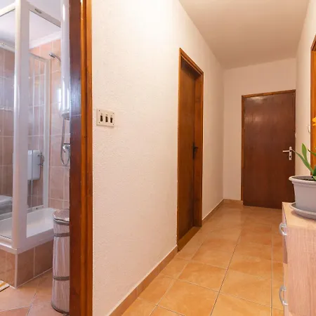 Apartment Tiho