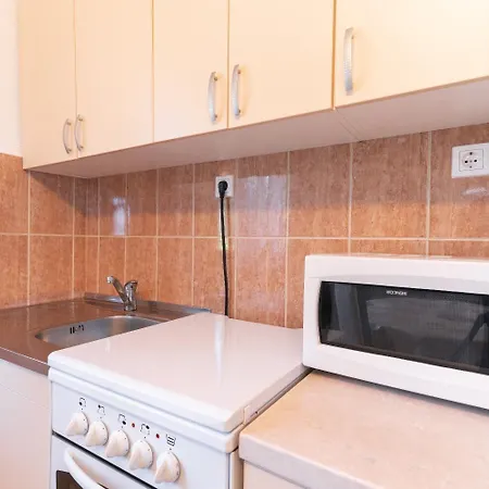 Tiho Apartment *
