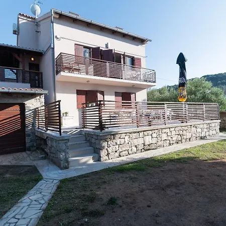 Apartment Tiho *