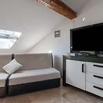 Apartment Tiho Preko