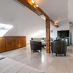 Tiho Apartment